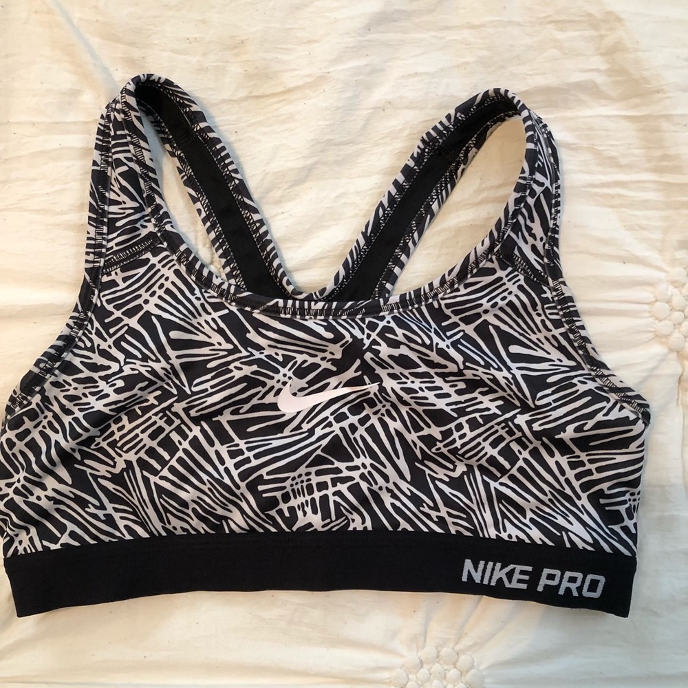 Nike sports bra